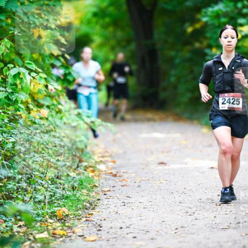 12.10.2025 - Bramfelder Halbmarathon 2025 Dr. Thomas Lammeyer http://msf.ph/oto/9346574 12.10.2025 10:20:45 Laufen 2425, 27 meine-sportfotos.de