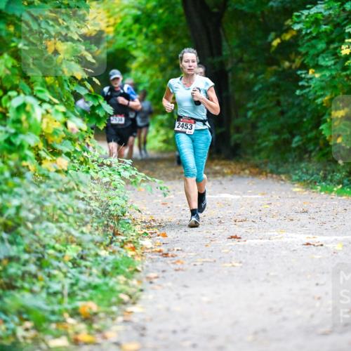 12.10.2025 - Bramfelder Halbmarathon 2025 Dr. Thomas Lammeyer http://msf.ph/oto/9346579 12.10.2025 10:20:47 Laufen 2453 meine-sportfotos.de