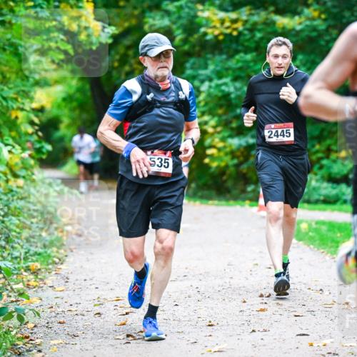 12.10.2025 - Bramfelder Halbmarathon 2025 Dr. Thomas Lammeyer http://msf.ph/oto/9346632 12.10.2025 10:20:58 Laufen 535, 2445, 2936 meine-sportfotos.de