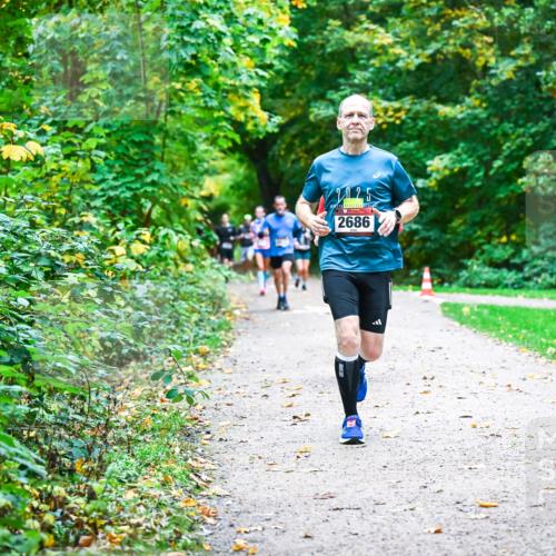 12.10.2025 - Bramfelder Halbmarathon 2025 Dr. Thomas Lammeyer http://msf.ph/oto/9346741 12.10.2025 10:21:26 Laufen 20, 2, 5, 2686 meine-sportfotos.de