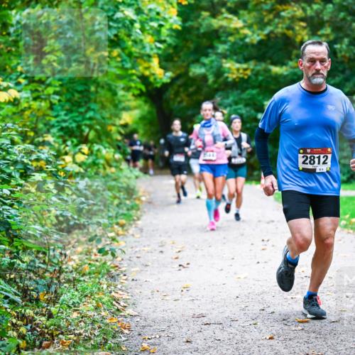 12.10.2025 - Bramfelder Halbmarathon 2025 Dr. Thomas Lammeyer http://msf.ph/oto/9346776 12.10.2025 10:21:32 Laufen 2812, 89 meine-sportfotos.de