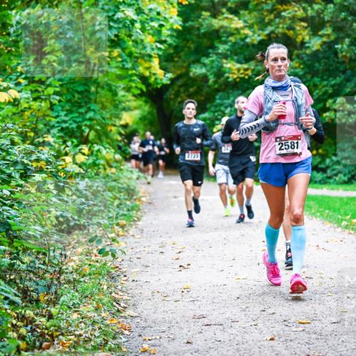 12.10.2025 - Bramfelder Halbmarathon 2025 Dr. Thomas Lammeyer http://msf.ph/oto/9346786 12.10.2025 10:21:34 Laufen 2723, 2581 meine-sportfotos.de