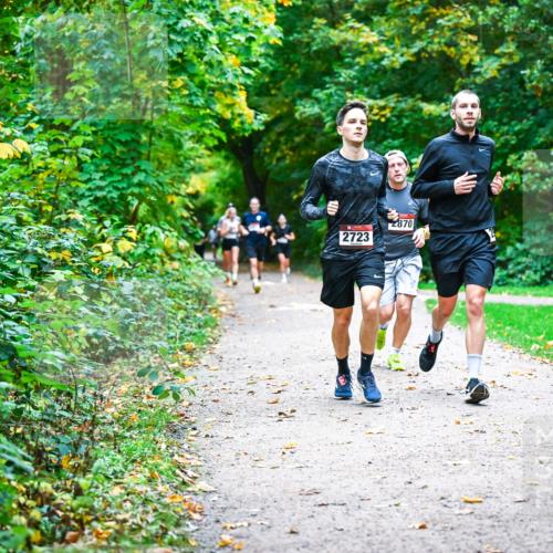 12.10.2025 - Bramfelder Halbmarathon 2025 Dr. Thomas Lammeyer http://msf.ph/oto/9346797 12.10.2025 10:21:36 Laufen 2723, 2870 meine-sportfotos.de