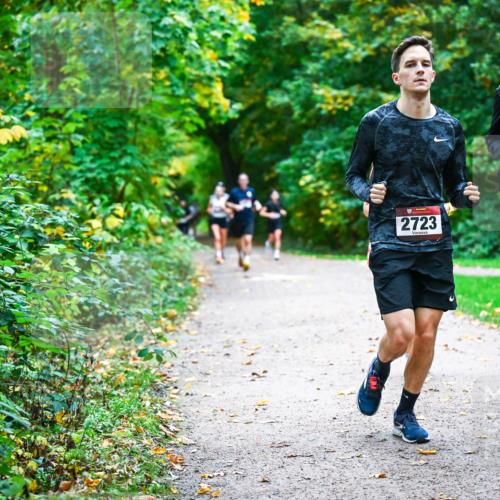 12.10.2025 - Bramfelder Halbmarathon 2025 Dr. Thomas Lammeyer http://msf.ph/oto/9346805 12.10.2025 10:21:37 Laufen 2723, 29 meine-sportfotos.de