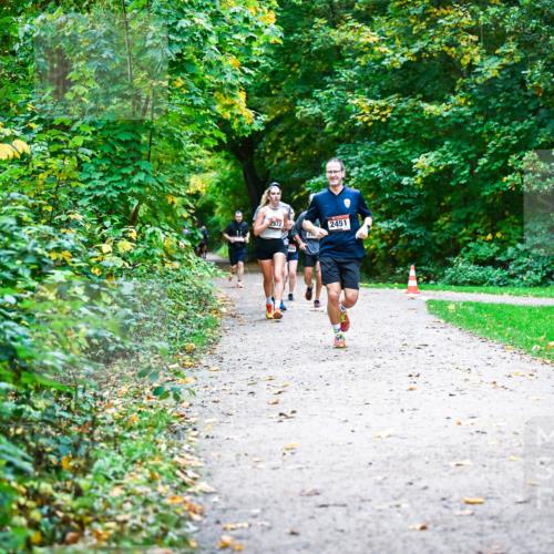 12.10.2025 - Bramfelder Halbmarathon 2025 Dr. Thomas Lammeyer http://msf.ph/oto/9346825 12.10.2025 10:21:41 Laufen 972, 240, 2451 meine-sportfotos.de