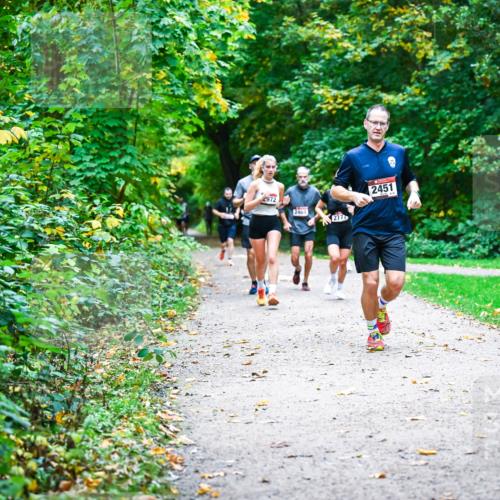 12.10.2025 - Bramfelder Halbmarathon 2025 Dr. Thomas Lammeyer http://msf.ph/oto/9346834 12.10.2025 10:21:42 Laufen 2972, 2469, 2771, 2451 meine-sportfotos.de