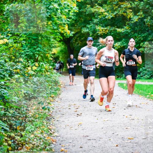 12.10.2025 - Bramfelder Halbmarathon 2025 Dr. Thomas Lammeyer http://msf.ph/oto/9346850 12.10.2025 10:21:44 Laufen 2950, 2972, 1, 2777 meine-sportfotos.de