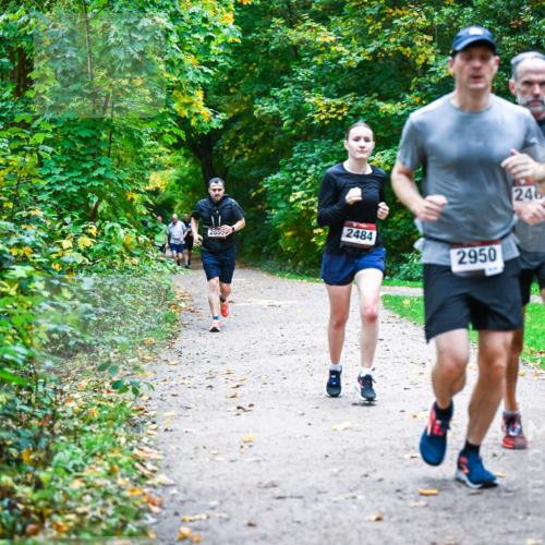 12.10.2025 - Bramfelder Halbmarathon 2025 Dr. Thomas Lammeyer http://msf.ph/oto/9346861 12.10.2025 10:21:47 Laufen 2484, 265, 2950, 240 meine-sportfotos.de