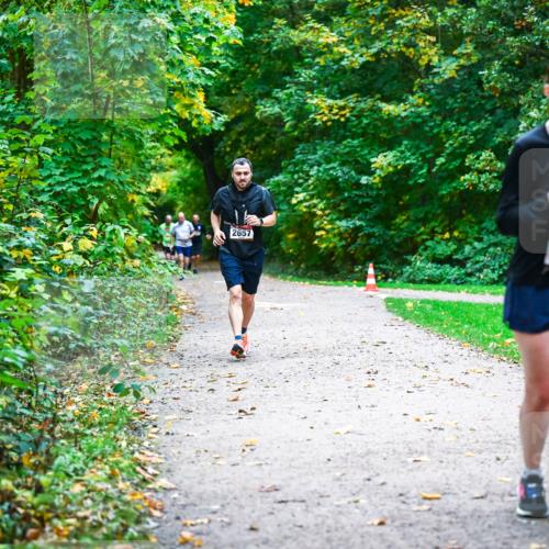 12.10.2025 - Bramfelder Halbmarathon 2025 Dr. Thomas Lammeyer http://msf.ph/oto/9346870 12.10.2025 10:21:48 Laufen 2657, 2484 meine-sportfotos.de