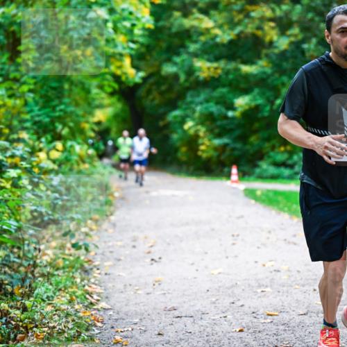 12.10.2025 - Bramfelder Halbmarathon 2025 Dr. Thomas Lammeyer http://msf.ph/oto/9346891 12.10.2025 10:21:51 Laufen 657 meine-sportfotos.de