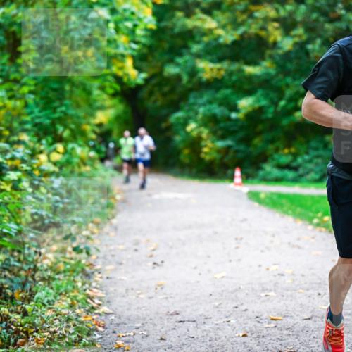 12.10.2025 - Bramfelder Halbmarathon 2025 Dr. Thomas Lammeyer http://msf.ph/oto/9346892 12.10.2025 10:21:51 Laufen 557 meine-sportfotos.de