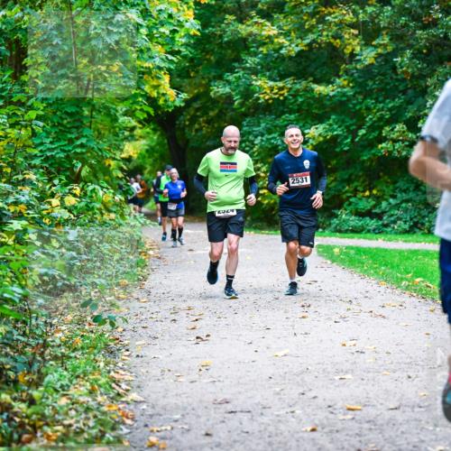 12.10.2025 - Bramfelder Halbmarathon 2025 Dr. Thomas Lammeyer http://msf.ph/oto/9346917 12.10.2025 10:21:59 Laufen 2324, 2531, 2508 meine-sportfotos.de