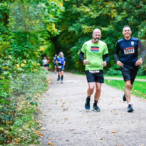 12.10.2025 - Bramfelder Halbmarathon 2025 Dr. Thomas Lammeyer http://msf.ph/oto/9346928 12.10.2025 10:22:00 Laufen 24, 2531 meine-sportfotos.de