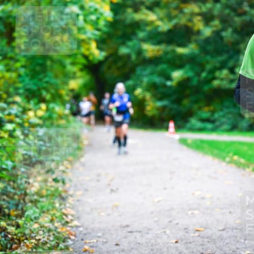 12.10.2025 - Bramfelder Halbmarathon 2025 Dr. Thomas Lammeyer http://msf.ph/oto/9346939 12.10.2025 10:22:02 Laufen  meine-sportfotos.de