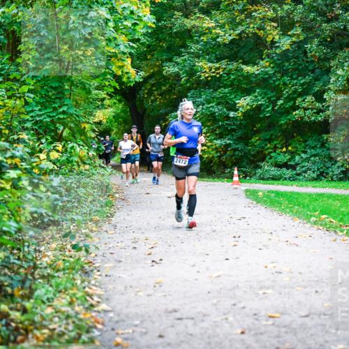 12.10.2025 - Bramfelder Halbmarathon 2025 Dr. Thomas Lammeyer http://msf.ph/oto/9346943 12.10.2025 10:22:03 Laufen 2472 meine-sportfotos.de