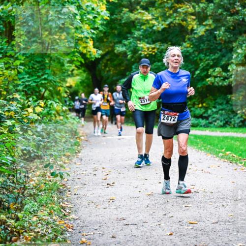 12.10.2025 - Bramfelder Halbmarathon 2025 Dr. Thomas Lammeyer http://msf.ph/oto/9346955 12.10.2025 10:22:05 Laufen 2518, 2472 meine-sportfotos.de