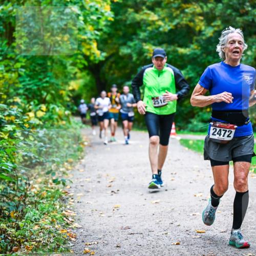 12.10.2025 - Bramfelder Halbmarathon 2025 Dr. Thomas Lammeyer http://msf.ph/oto/9346961 12.10.2025 10:22:06 Laufen 251, 2472 meine-sportfotos.de