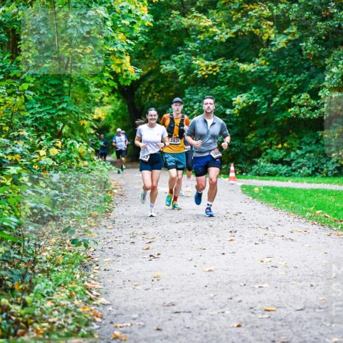 12.10.2025 - Bramfelder Halbmarathon 2025 Dr. Thomas Lammeyer http://msf.ph/oto/9346969 12.10.2025 10:22:09 Laufen 2826, 289 meine-sportfotos.de