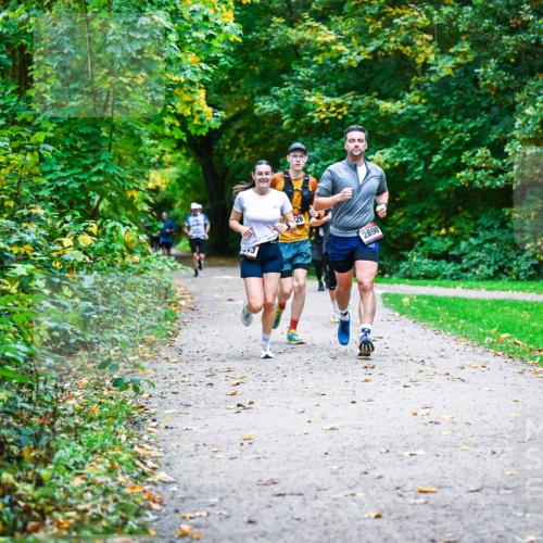 12.10.2025 - Bramfelder Halbmarathon 2025 Dr. Thomas Lammeyer http://msf.ph/oto/9346974 12.10.2025 10:22:10 Laufen 26, 2890 meine-sportfotos.de