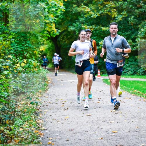 12.10.2025 - Bramfelder Halbmarathon 2025 Dr. Thomas Lammeyer http://msf.ph/oto/9346982 12.10.2025 10:22:11 Laufen 013, 2890 meine-sportfotos.de