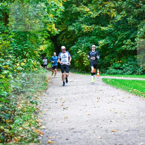 12.10.2025 - Bramfelder Halbmarathon 2025 Dr. Thomas Lammeyer http://msf.ph/oto/9347006 12.10.2025 10:22:16 Laufen 05, 11, 2023, 2766, 2436 meine-sportfotos.de