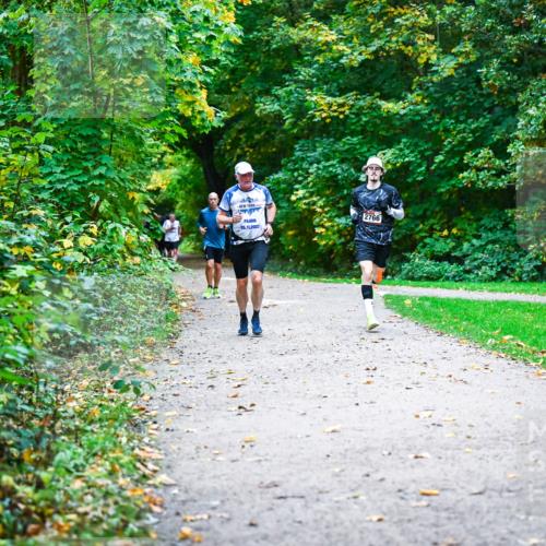 12.10.2025 - Bramfelder Halbmarathon 2025 Dr. Thomas Lammeyer http://msf.ph/oto/9347012 12.10.2025 10:22:17 Laufen 05, 11, 2023, 2766 meine-sportfotos.de