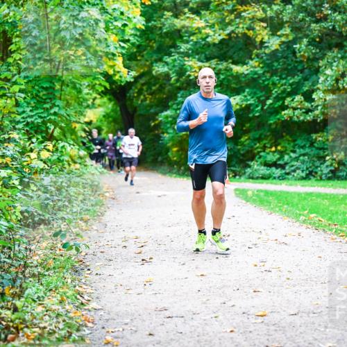 12.10.2025 - Bramfelder Halbmarathon 2025 Dr. Thomas Lammeyer http://msf.ph/oto/9347044 12.10.2025 10:22:22 Laufen  meine-sportfotos.de