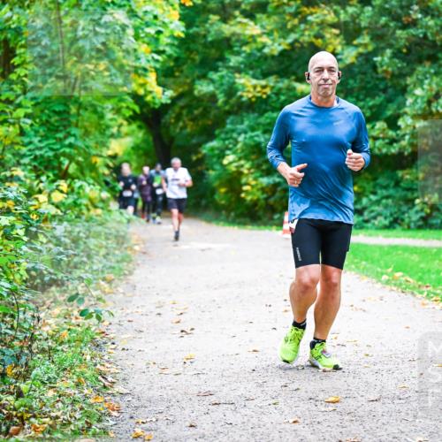 12.10.2025 - Bramfelder Halbmarathon 2025 Dr. Thomas Lammeyer http://msf.ph/oto/9347051 12.10.2025 10:22:23 Laufen  meine-sportfotos.de