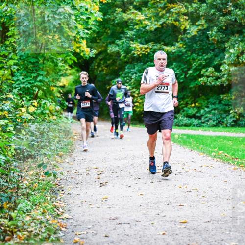 12.10.2025 - Bramfelder Halbmarathon 2025 Dr. Thomas Lammeyer http://msf.ph/oto/9347075 12.10.2025 10:22:29 Laufen 2817, 2773 meine-sportfotos.de
