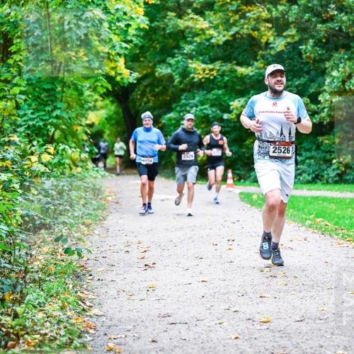 12.10.2025 - Bramfelder Halbmarathon 2025 Dr. Thomas Lammeyer http://msf.ph/oto/9347162 12.10.2025 10:22:47 Laufen 2929, 2054, 2526 meine-sportfotos.de