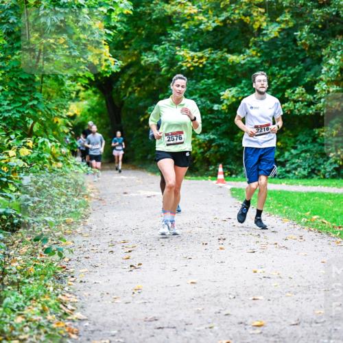 12.10.2025 - Bramfelder Halbmarathon 2025 Dr. Thomas Lammeyer http://msf.ph/oto/9347206 12.10.2025 10:22:59 Laufen 2576 meine-sportfotos.de