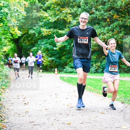 12.10.2025 - Bramfelder Halbmarathon 2025 Dr. Thomas Lammeyer http://msf.ph/oto/9347255 12.10.2025 10:23:10 Laufen 2614, 2737 meine-sportfotos.de