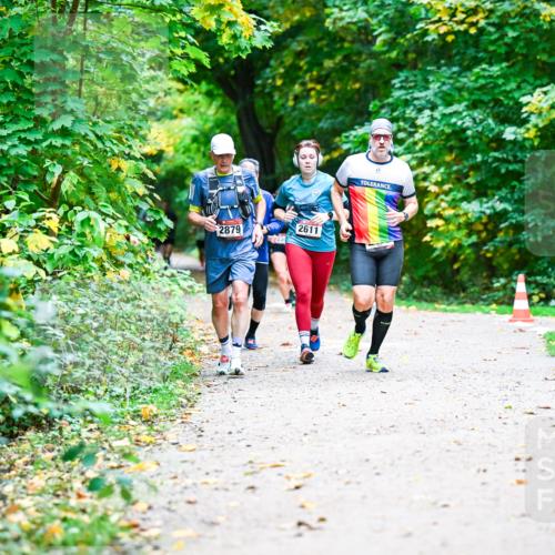 12.10.2025 - Bramfelder Halbmarathon 2025 Dr. Thomas Lammeyer http://msf.ph/oto/9347313 12.10.2025 10:23:21 Laufen 2879, 2611 meine-sportfotos.de