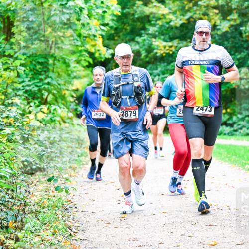 12.10.2025 - Bramfelder Halbmarathon 2025 Dr. Thomas Lammeyer http://msf.ph/oto/9347341 12.10.2025 10:23:25 Laufen 2473, 2932, 2879, 20 meine-sportfotos.de