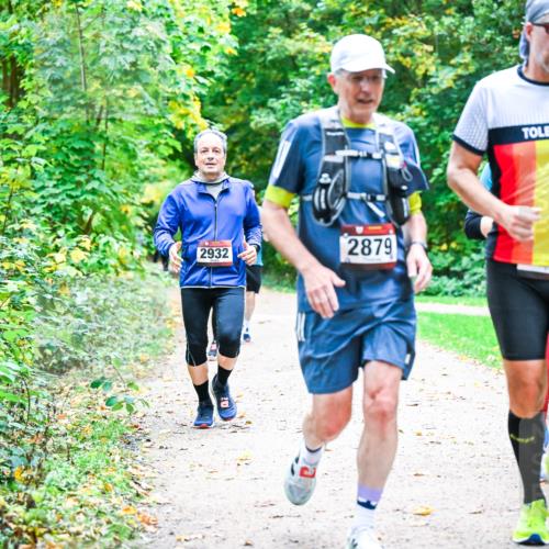 12.10.2025 - Bramfelder Halbmarathon 2025 Dr. Thomas Lammeyer http://msf.ph/oto/9347347 12.10.2025 10:23:26 Laufen 2932, 2879 meine-sportfotos.de