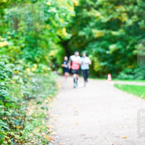 12.10.2025 - Bramfelder Halbmarathon 2025 Dr. Thomas Lammeyer http://msf.ph/oto/9347395 12.10.2025 10:23:37 Laufen  meine-sportfotos.de