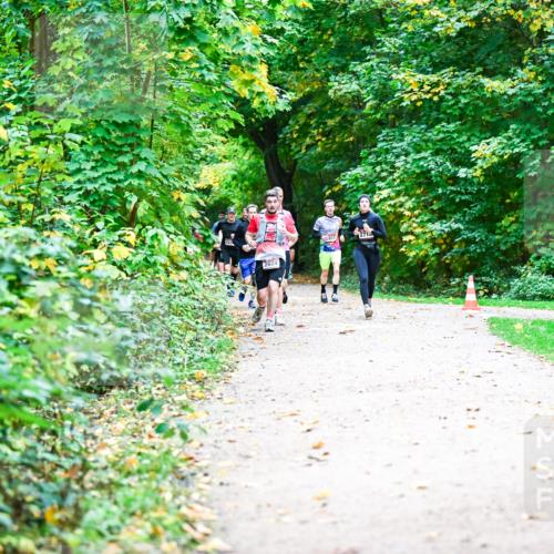 12.10.2025 - Bramfelder Halbmarathon 2025 Dr. Thomas Lammeyer http://msf.ph/oto/9347429 12.10.2025 10:23:46 Laufen 2624, 2715 meine-sportfotos.de