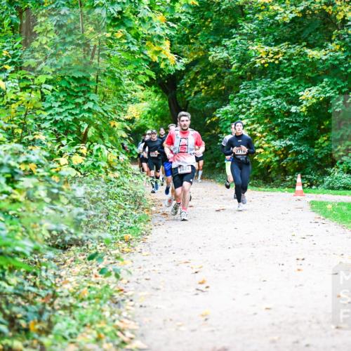 12.10.2025 - Bramfelder Halbmarathon 2025 Dr. Thomas Lammeyer http://msf.ph/oto/9347432 12.10.2025 10:23:48 Laufen  meine-sportfotos.de