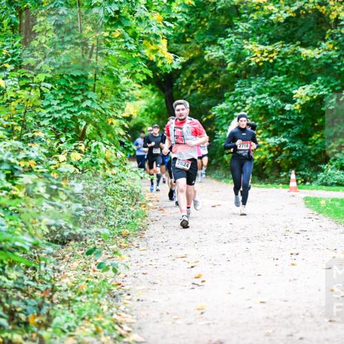 12.10.2025 - Bramfelder Halbmarathon 2025 Dr. Thomas Lammeyer http://msf.ph/oto/9347435 12.10.2025 10:23:49 Laufen 2624, 2718 meine-sportfotos.de