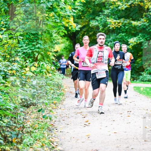 12.10.2025 - Bramfelder Halbmarathon 2025 Dr. Thomas Lammeyer http://msf.ph/oto/9347448 12.10.2025 10:23:51 Laufen 275, 2624, 2718, 241 meine-sportfotos.de