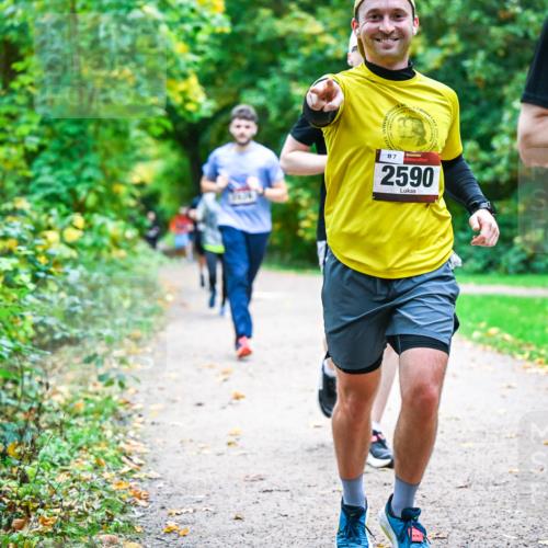 12.10.2025 - Bramfelder Halbmarathon 2025 Dr. Thomas Lammeyer http://msf.ph/oto/9347501 12.10.2025 10:24:01 Laufen 7, 2590, 291 meine-sportfotos.de