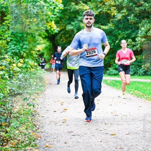 12.10.2025 - Bramfelder Halbmarathon 2025 Dr. Thomas Lammeyer http://msf.ph/oto/9347510 12.10.2025 10:24:03 Laufen 2926, 208 meine-sportfotos.de