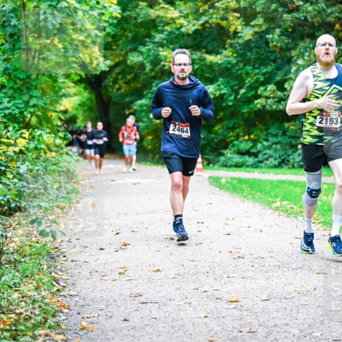 12.10.2025 - Bramfelder Halbmarathon 2025 Dr. Thomas Lammeyer http://msf.ph/oto/9347532 12.10.2025 10:24:07 Laufen 2193, 2464 meine-sportfotos.de