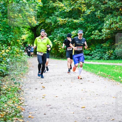 12.10.2025 - Bramfelder Halbmarathon 2025 Dr. Thomas Lammeyer http://msf.ph/oto/9347591 12.10.2025 10:24:19 Laufen 2778, 2680, 2322 meine-sportfotos.de