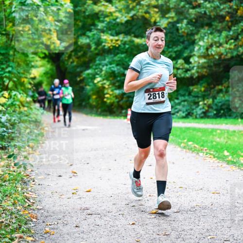 12.10.2025 - Bramfelder Halbmarathon 2025 Dr. Thomas Lammeyer http://msf.ph/oto/9347655 12.10.2025 10:24:33 Laufen 2818 meine-sportfotos.de