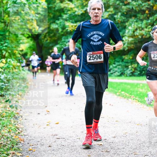 12.10.2025 - Bramfelder Halbmarathon 2025 Dr. Thomas Lammeyer http://msf.ph/oto/9347690 12.10.2025 10:24:42 Laufen 2506, 2307 meine-sportfotos.de