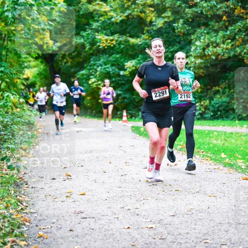 12.10.2025 - Bramfelder Halbmarathon 2025 Dr. Thomas Lammeyer http://msf.ph/oto/9347708 12.10.2025 10:24:45 Laufen 2291, 2192 meine-sportfotos.de