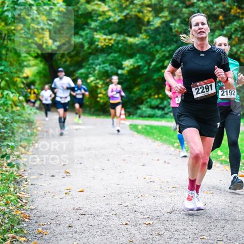 12.10.2025 - Bramfelder Halbmarathon 2025 Dr. Thomas Lammeyer http://msf.ph/oto/9347713 12.10.2025 10:24:46 Laufen 2291, 2192 meine-sportfotos.de