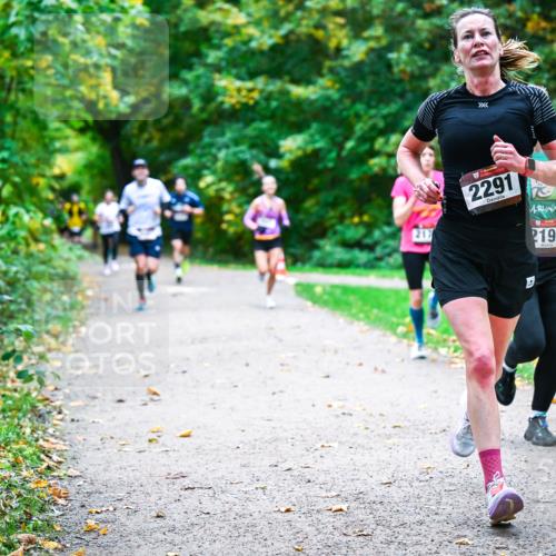 12.10.2025 - Bramfelder Halbmarathon 2025 Dr. Thomas Lammeyer http://msf.ph/oto/9347714 12.10.2025 10:24:46 Laufen 2291, 2192 meine-sportfotos.de