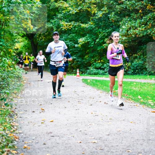 12.10.2025 - Bramfelder Halbmarathon 2025 Dr. Thomas Lammeyer http://msf.ph/oto/9347726 12.10.2025 10:24:49 Laufen 41, 2681 meine-sportfotos.de